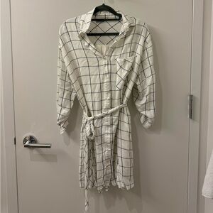 Long sleeve Plaid dress with optional tie